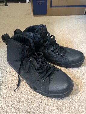 Altama Maritime Black Men’s Shoe 7.5